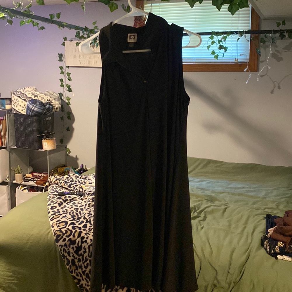 Black Classy sleeveless dress